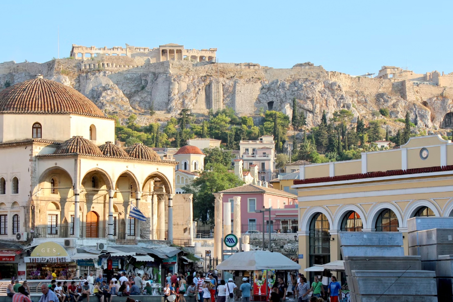 Athens : The Ultimate Guide to Greece
